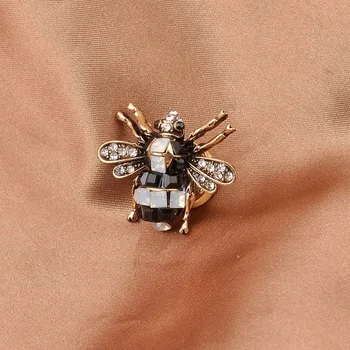 Nové Módne Bee Magnet Brošne Roztomilý Zvierat Crystal Pearl Klopě Pin Šatku Hidžáb Kolíky Luxulry Šperky pre Ženy, Mužov, Doplnky