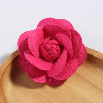 10pcs/veľa 9colors 6,5 cm Valcované Petal Rose Umelé Tkaniny Kvety s listami Pre Svadobné Dekorácie DIY Dekoratívne Veniec